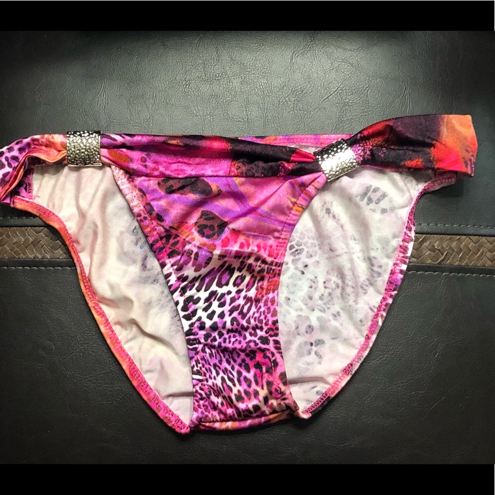 VENUS BIKINI BOTTOM